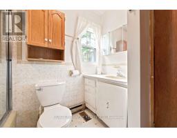 Primary Bedroom - 20 Meadowbrook Drive, Laurentian Valley, ON K8A7C3 Photo 12