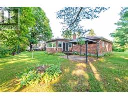 20 Meadowbrook Drive, Laurentian Valley, ON K8A7C3 Photo 34