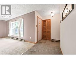 Family room - 20 Meadowbrook Drive, Laurentian Valley, ON K8A7C3 Photo 7