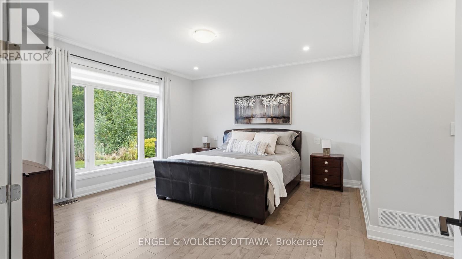 4 Bed, 4 Bath House for Sale in Ottawa – 1914 CEDARLAKES WAY, Ottawa – MLS# X13679298 - Image 18