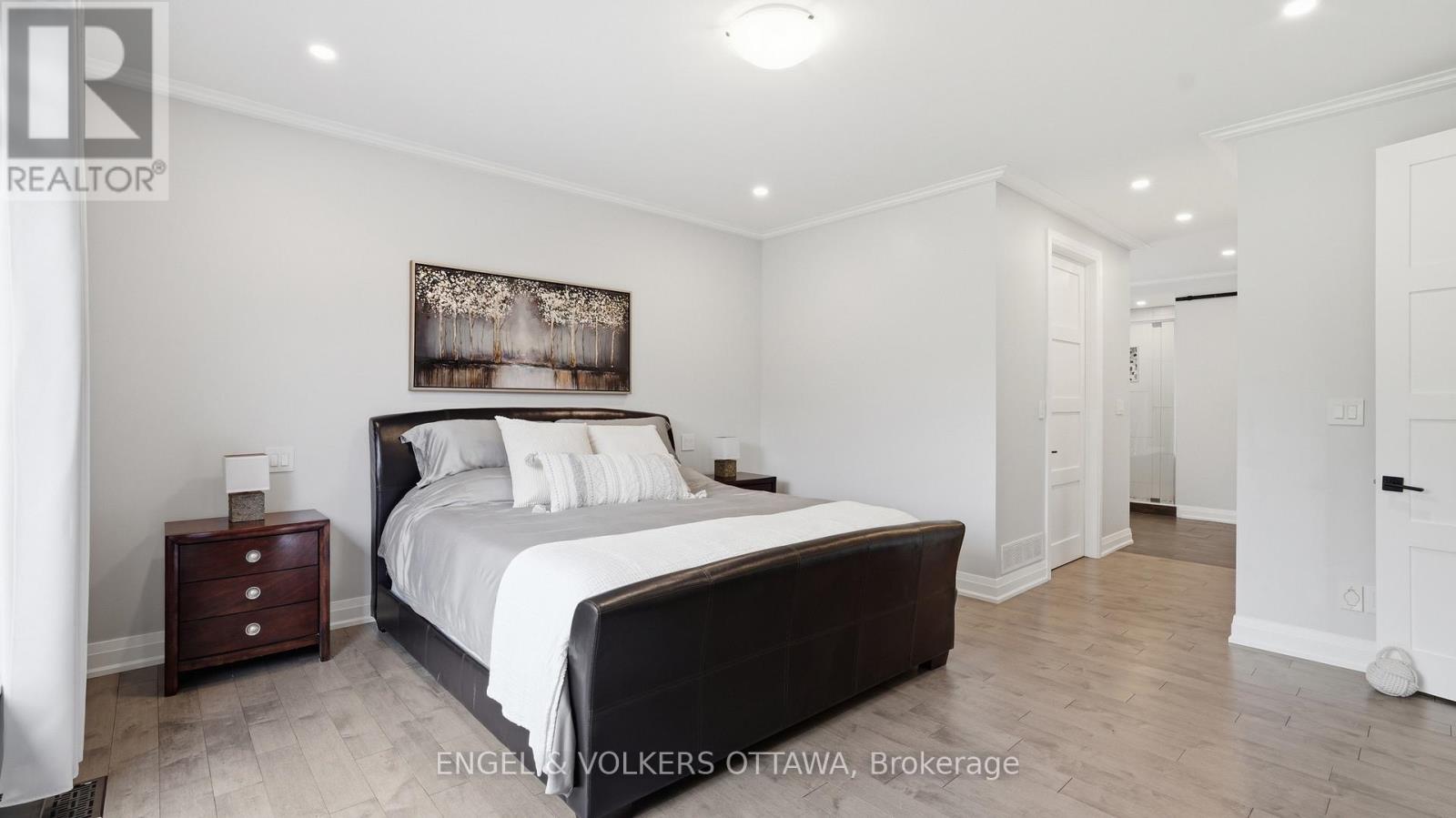 1914 CEDARLAKES WAY - 19