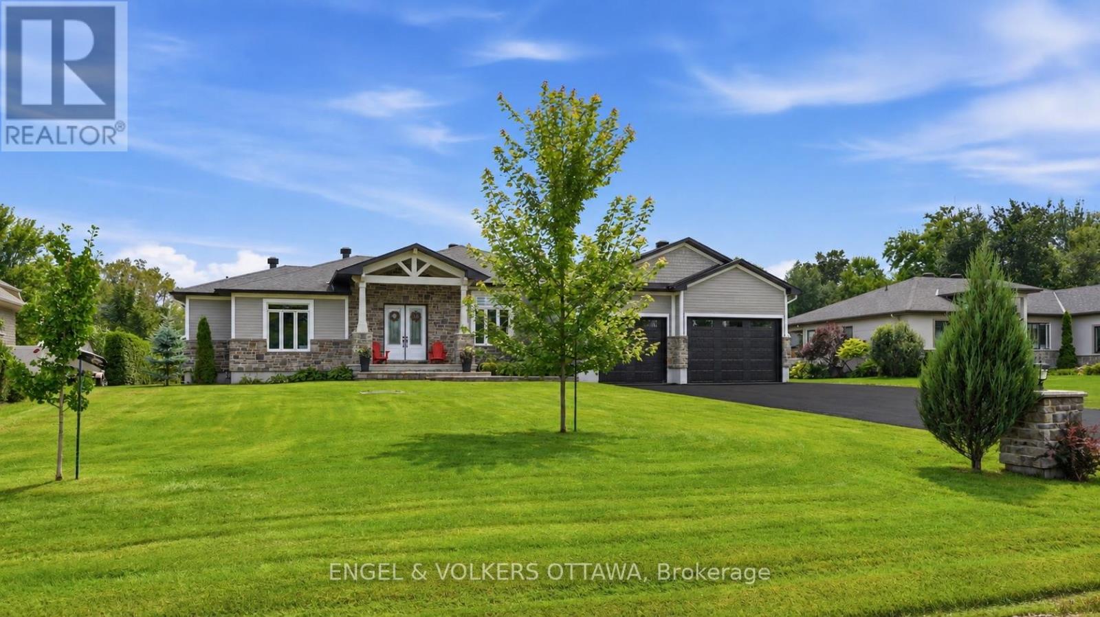 1914 CEDARLAKES WAY - 2