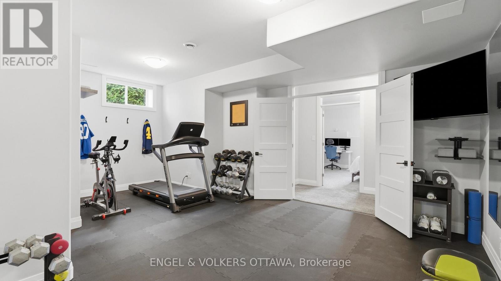 4 Bed, 4 Bath House for Sale in Ottawa – 1914 CEDARLAKES WAY, Ottawa – MLS# X13679298 - Image 32