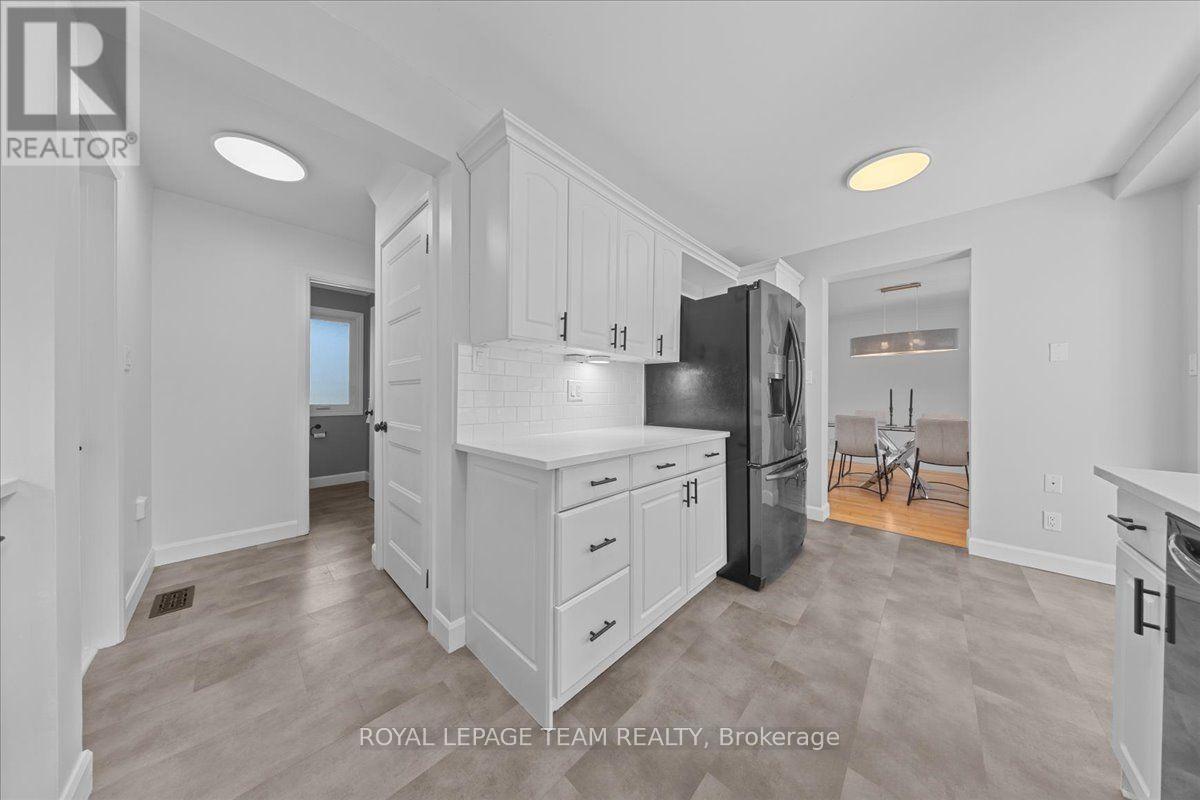 3 Bed, 3 Bath House for Sale in Carleton Place – 38 PATTERSON CRESCENT, Carleton Place – MLS# X13679326 - Image 15