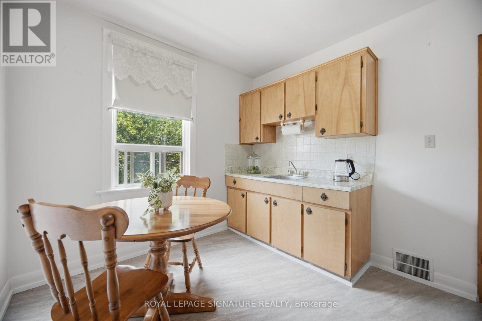 43 MARCHMOUNT ROAD - 24