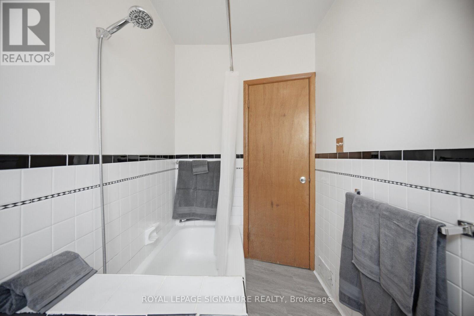 43 MARCHMOUNT ROAD - Image 31