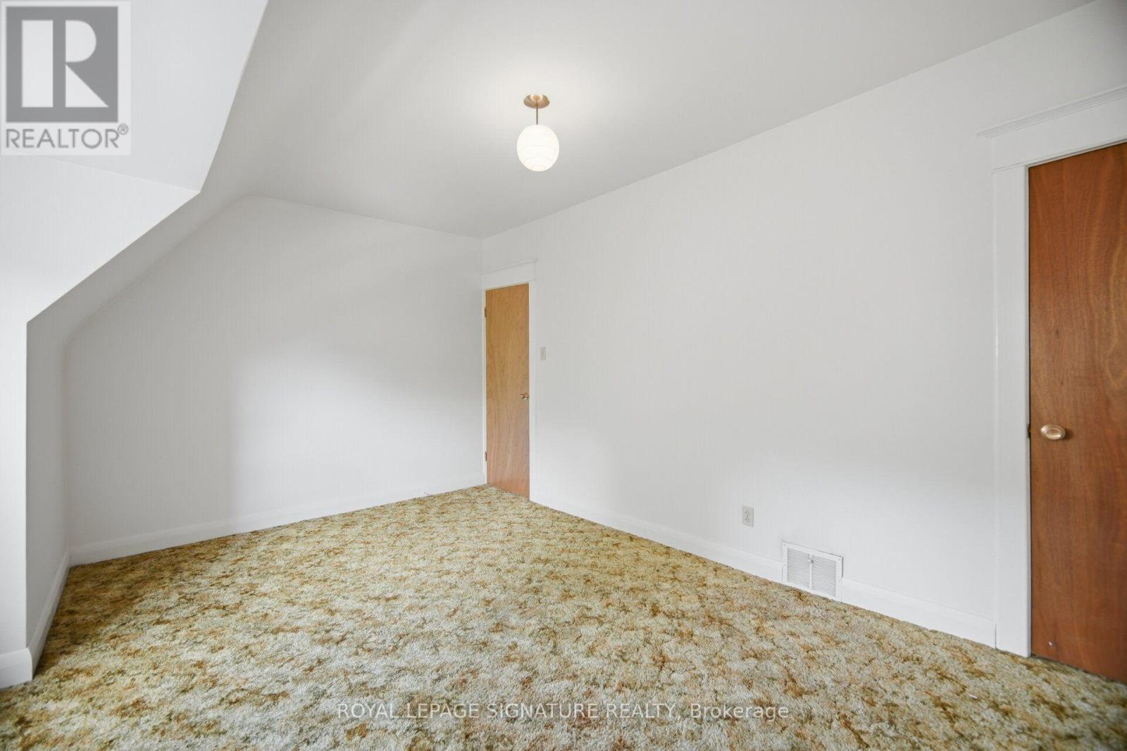 43 MARCHMOUNT ROAD - Image 36