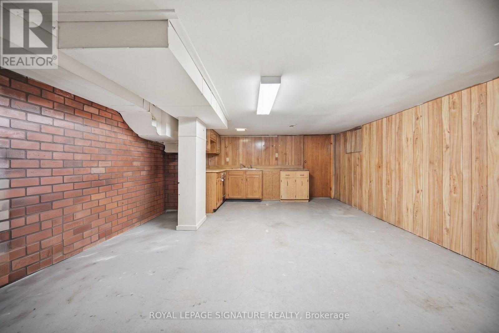 43 MARCHMOUNT ROAD - 42