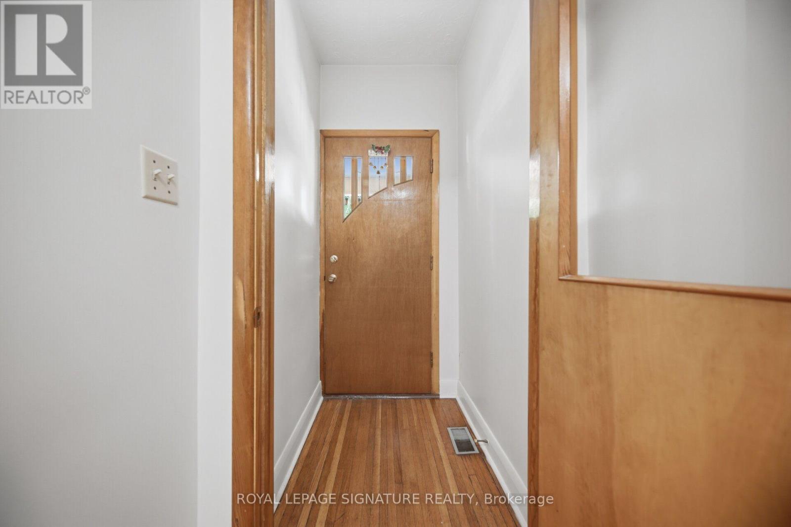 43 MARCHMOUNT ROAD - 6