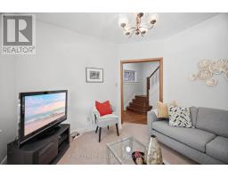 43 Marchmount Road, Toronto, ON M6G2A8 Photo 11