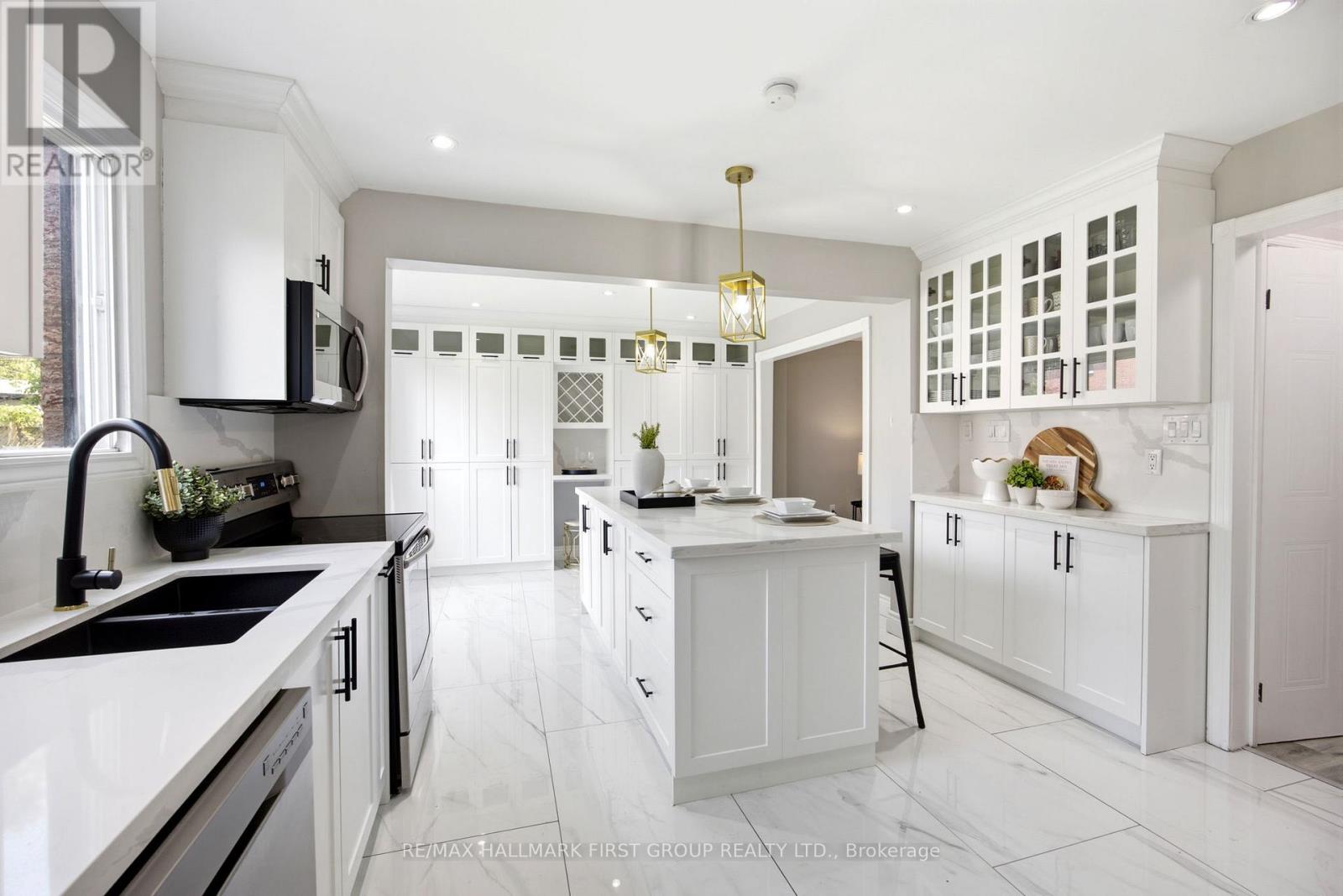 15 SALLIS DRIVE - 12