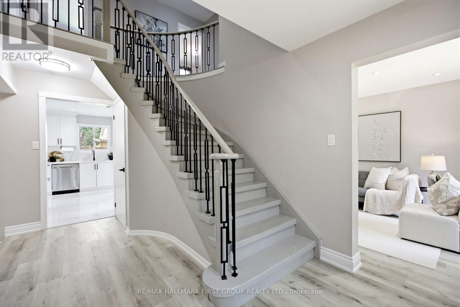 15 SALLIS DRIVE - 20