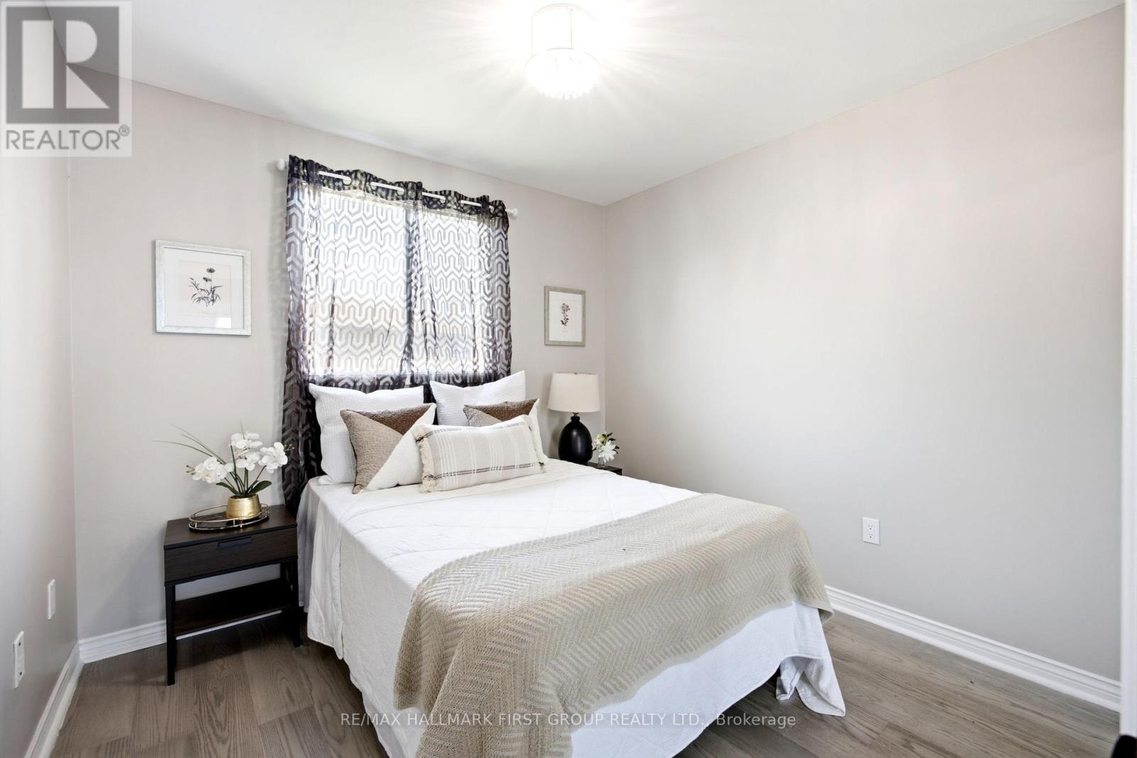 15 SALLIS DRIVE - 28