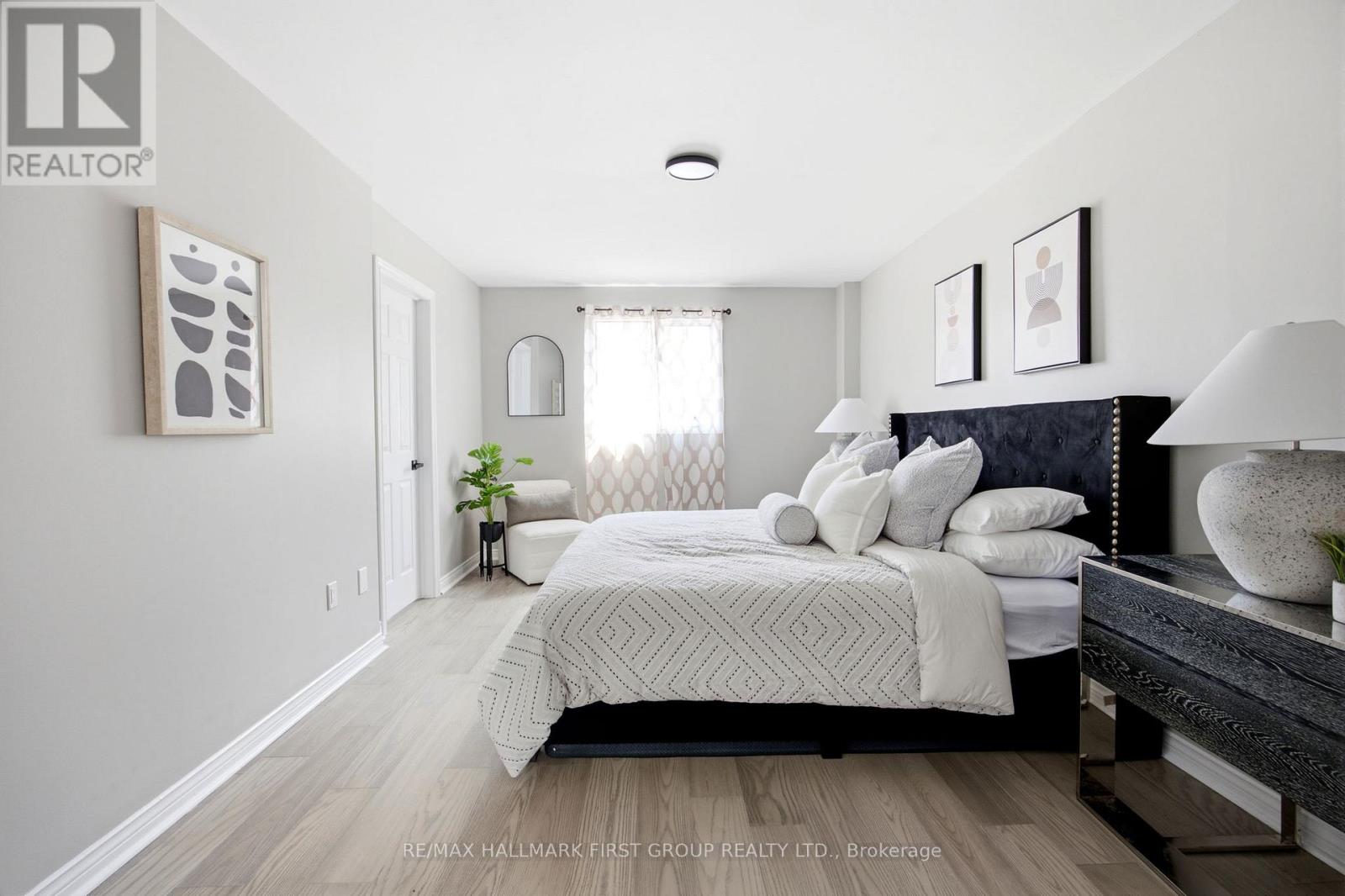 15 SALLIS DRIVE - Image 32