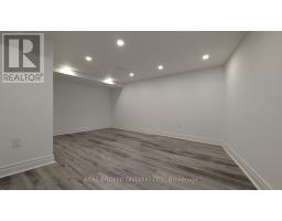 Unit #4 - 1150 Woodbine Avenue, Toronto, ON M4C4C9 Photo 6