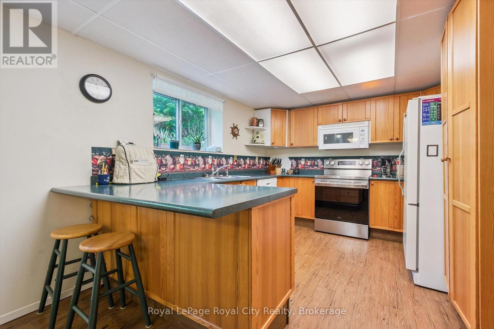 34 PONDVIEW CRESCENT - Image 18