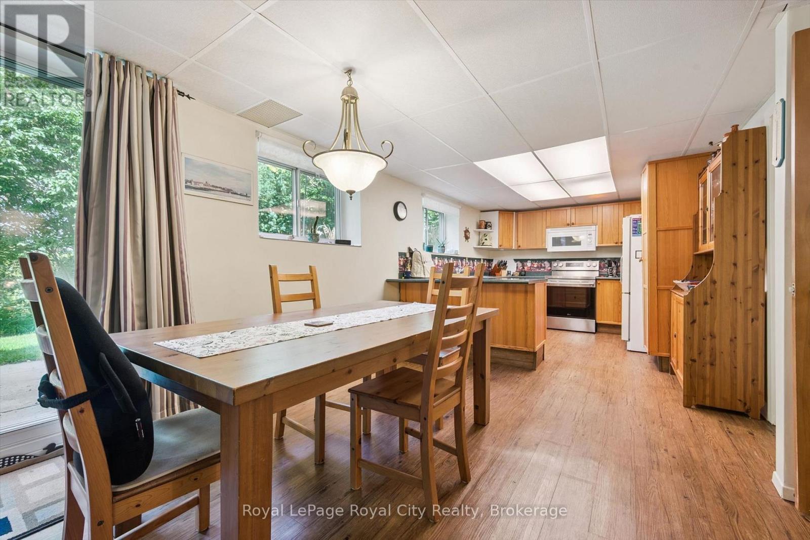 34 PONDVIEW CRESCENT - 19