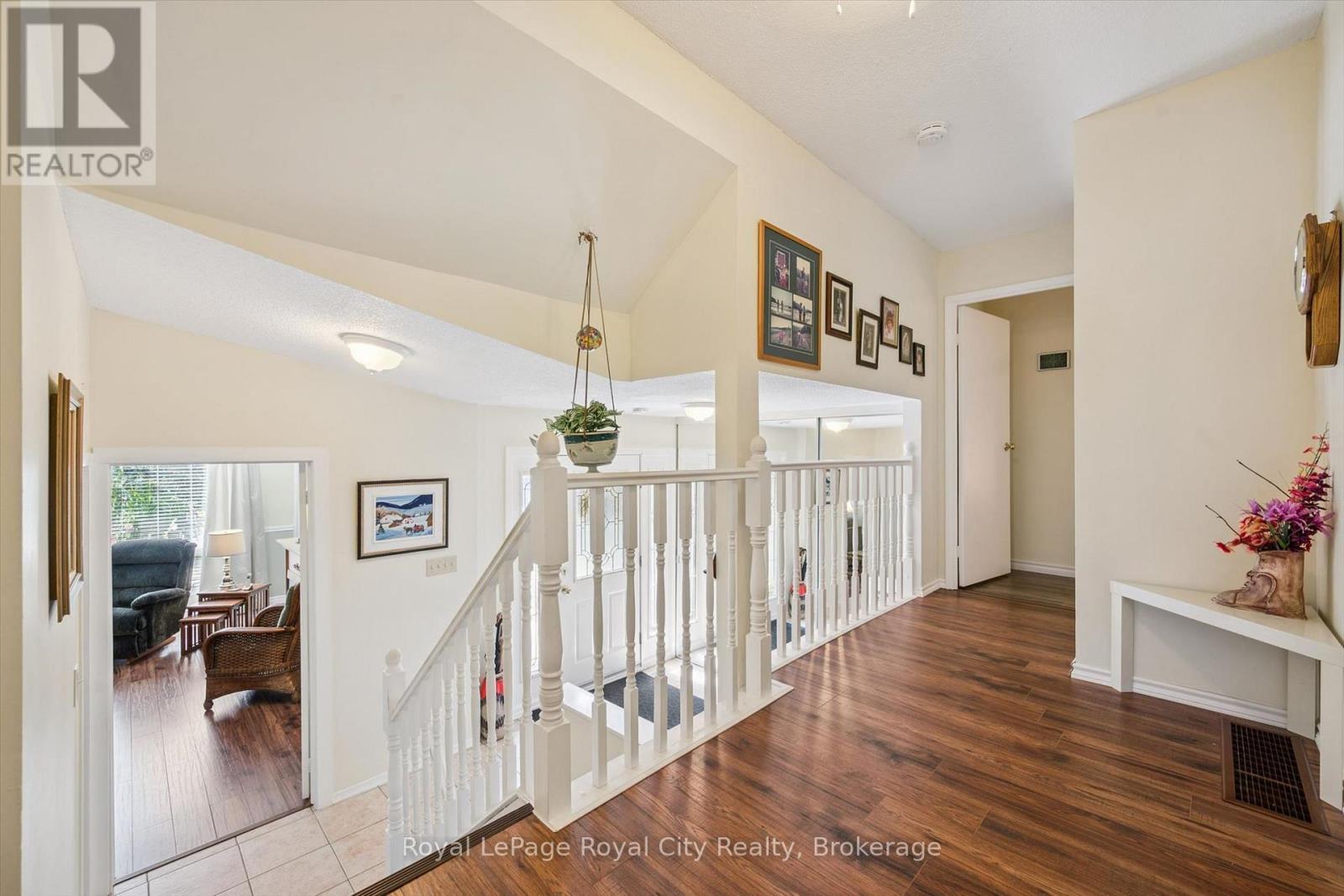 34 PONDVIEW CRESCENT - 9