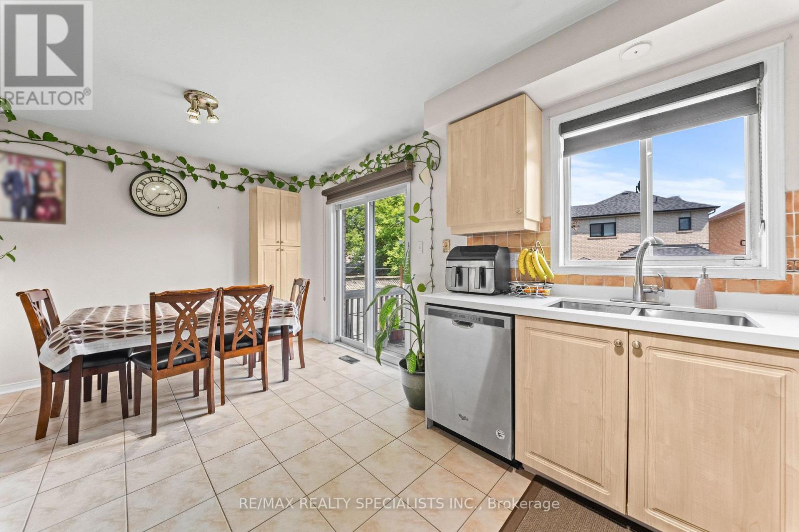 65 OZNER COURT - 14