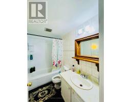 25 Mccallum Court, Brampton, ON L6W3M4 Photo 15