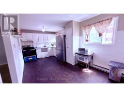 25 Mccallum Court, Brampton, ON L6W3M4 Photo 8