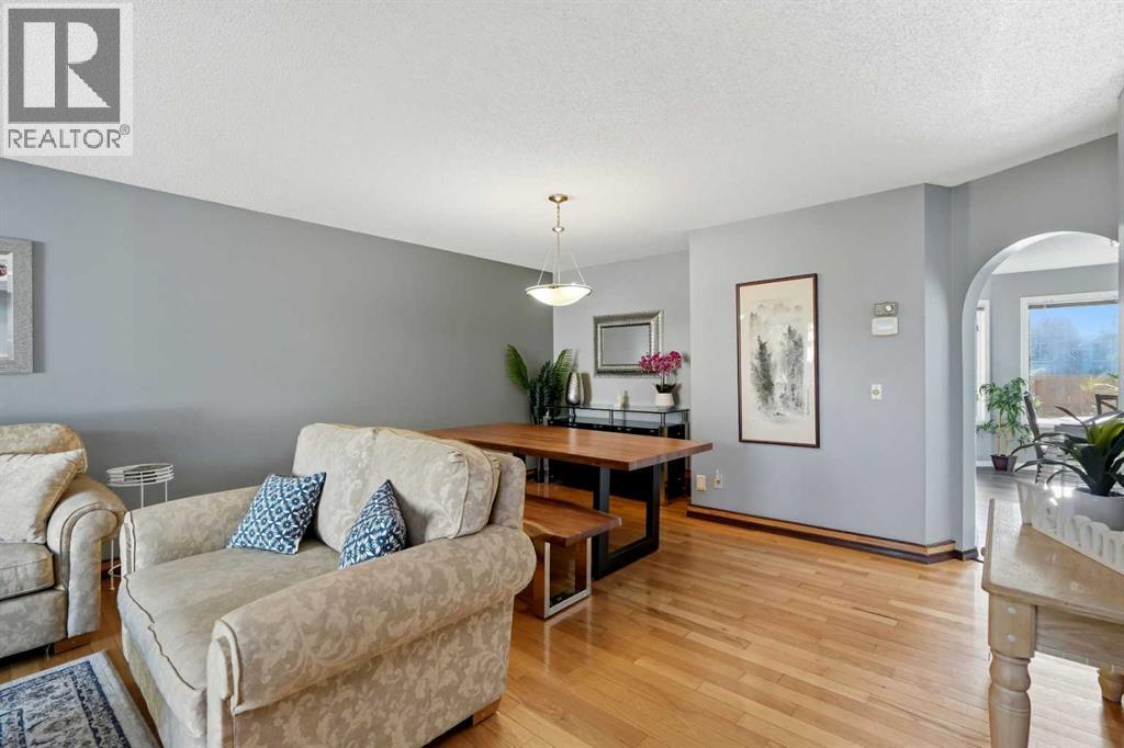 175 Shannon Circle SW, Shawnessy, Calgary photo 4