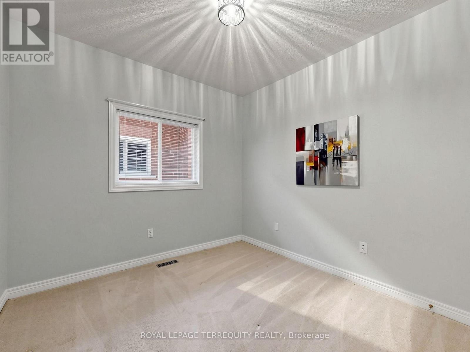 19 JOHNSON CRESCENT - Image 30