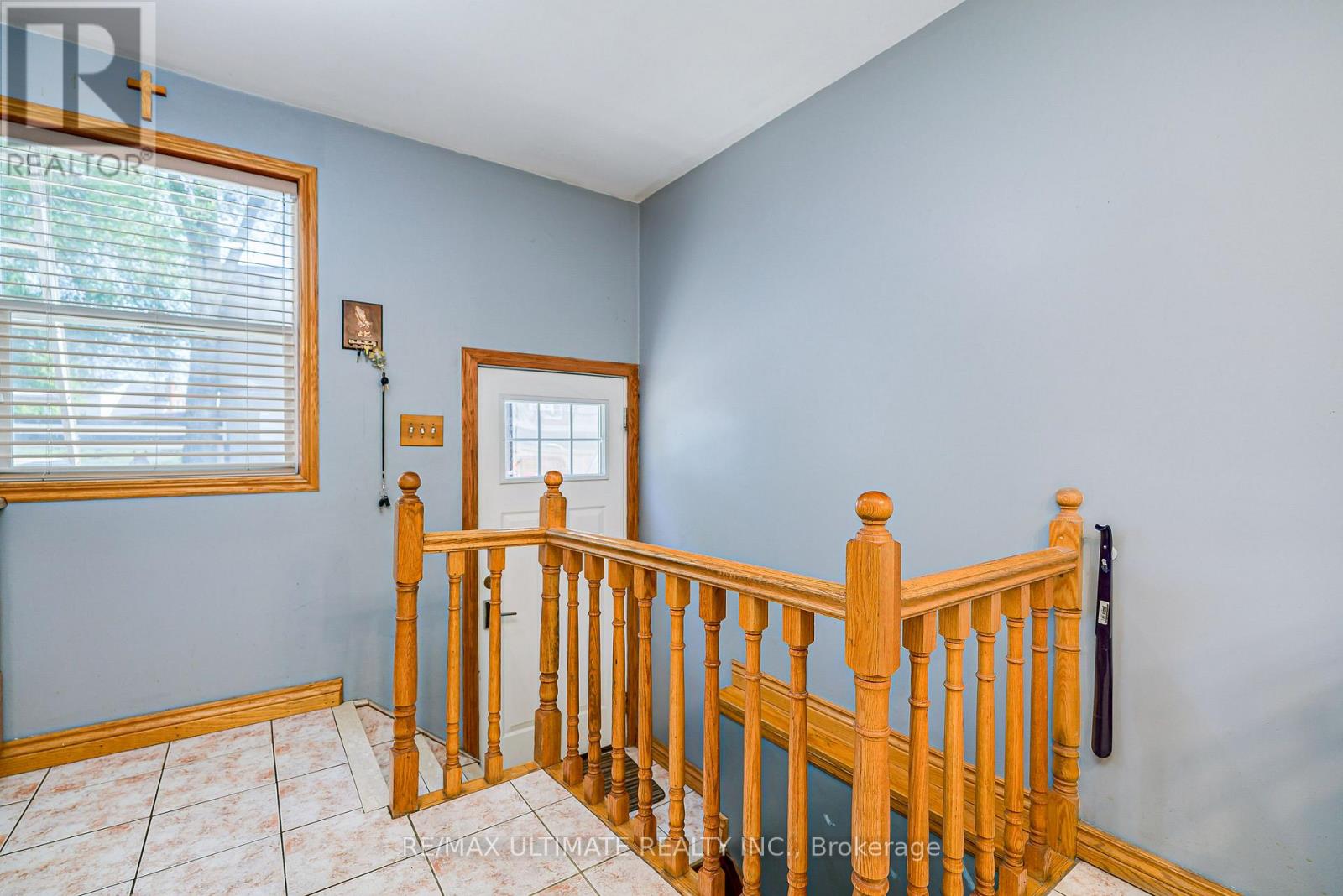 632 TRETHEWEY DRIVE - 10