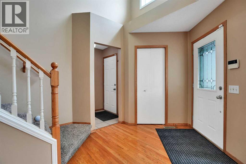 332 Harvest Hills Drive Northeast