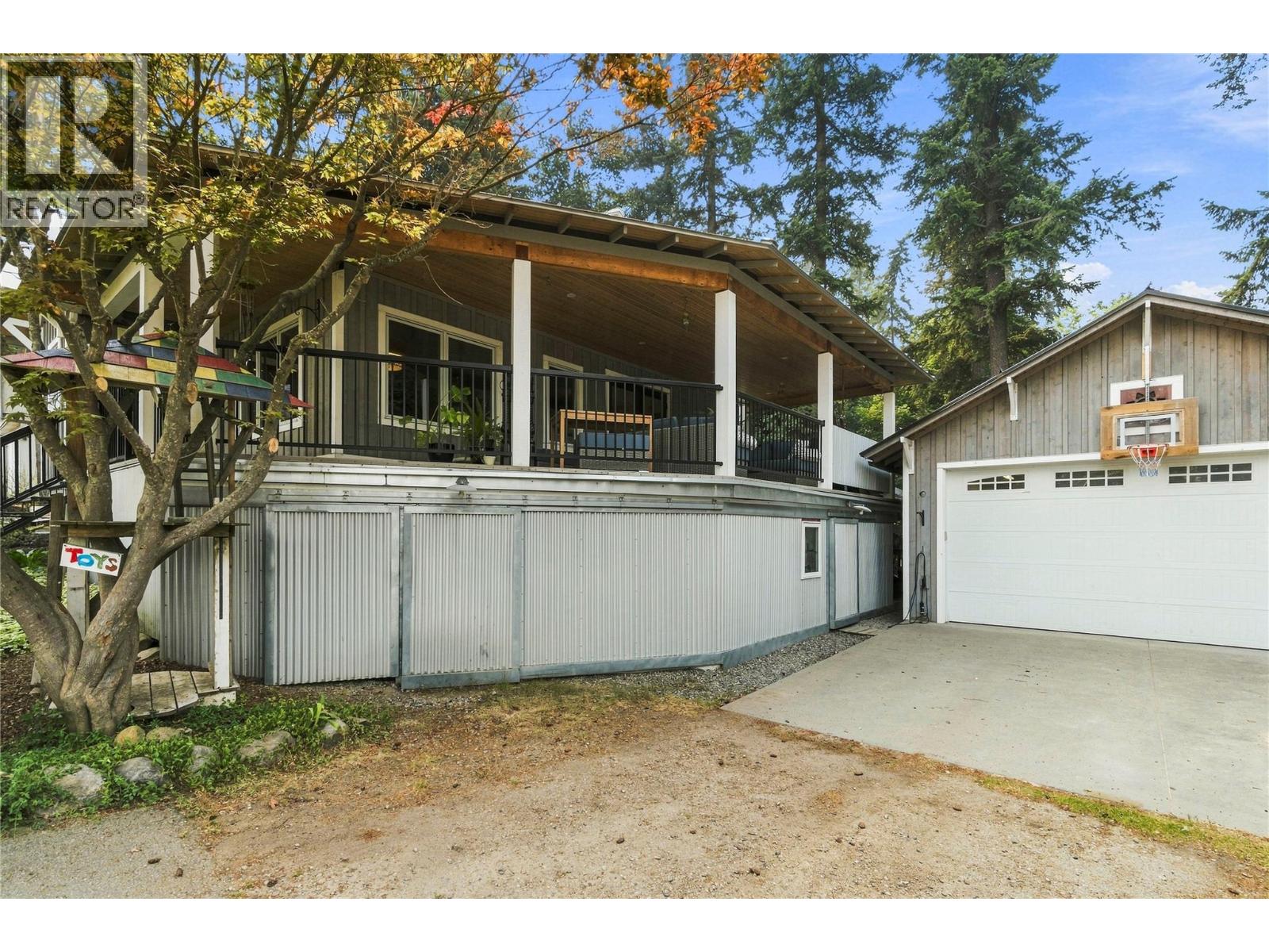 1710 11 Avenue NE - Image 3