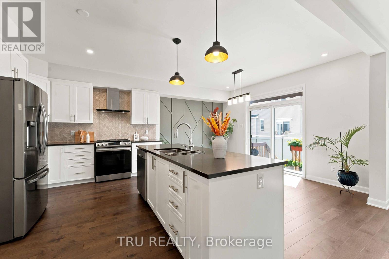 603 WINTERSET ROAD - 12