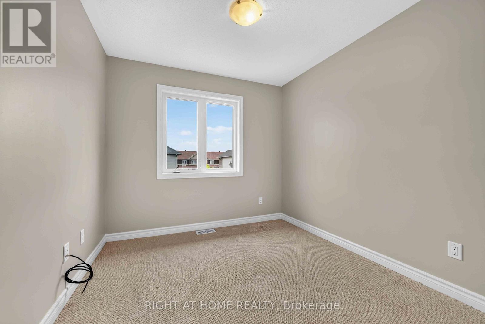 3 Bed, 3 Bath House for Rent in Ottawa – 628 MOORPARK AVENUE, Ottawa – MLS# X13679390 - Image 14