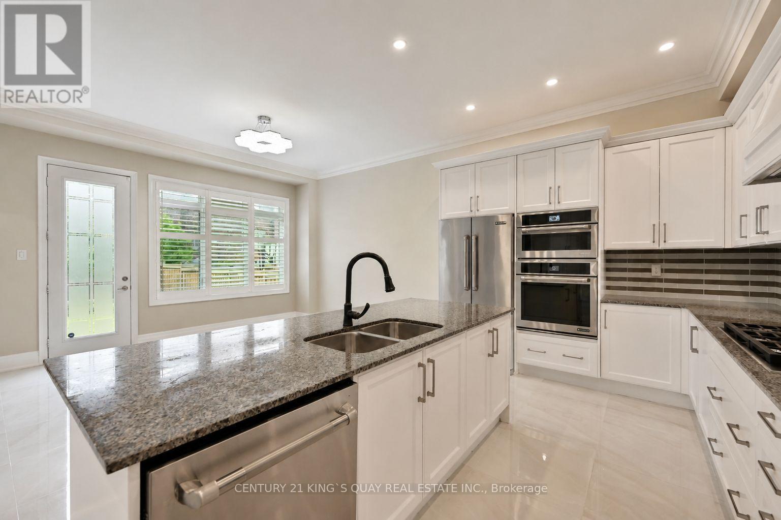1917 FAIRPORT ROAD - 9