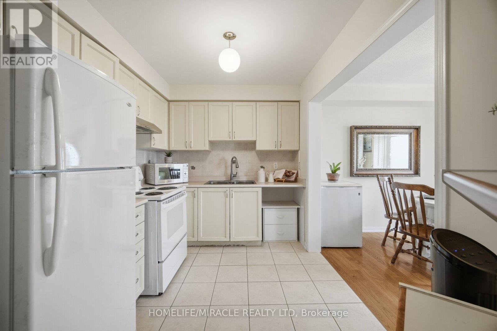 6 BARKDALE WAY - Image 6