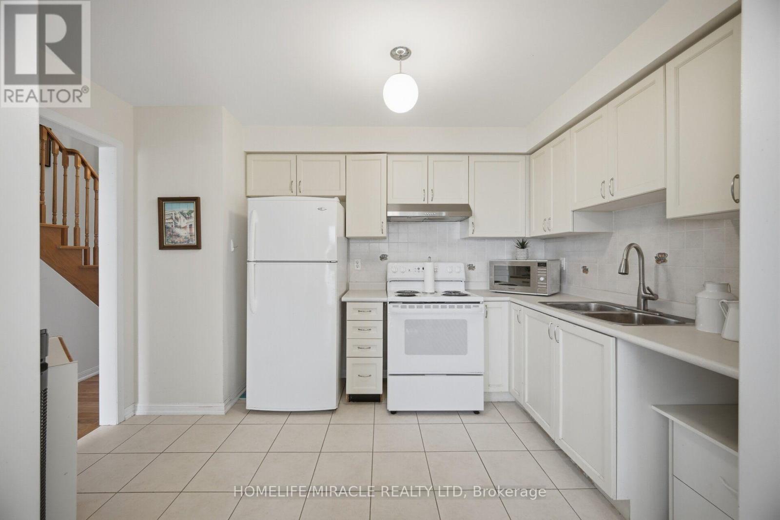 6 BARKDALE WAY - Image 7