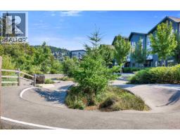 1374 Marinaside Place, Squamish, BC V8B1A8 Photo 11