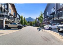 1374 Marinaside Place, Squamish, BC V8B1A8 Photo 8