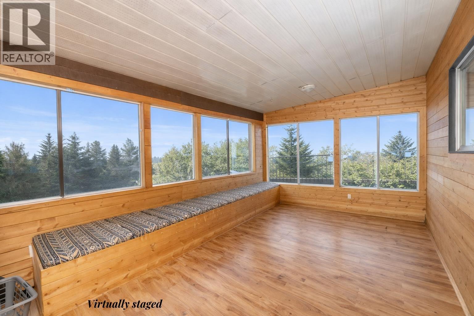 4934 GEER ROAD, Sechelt
