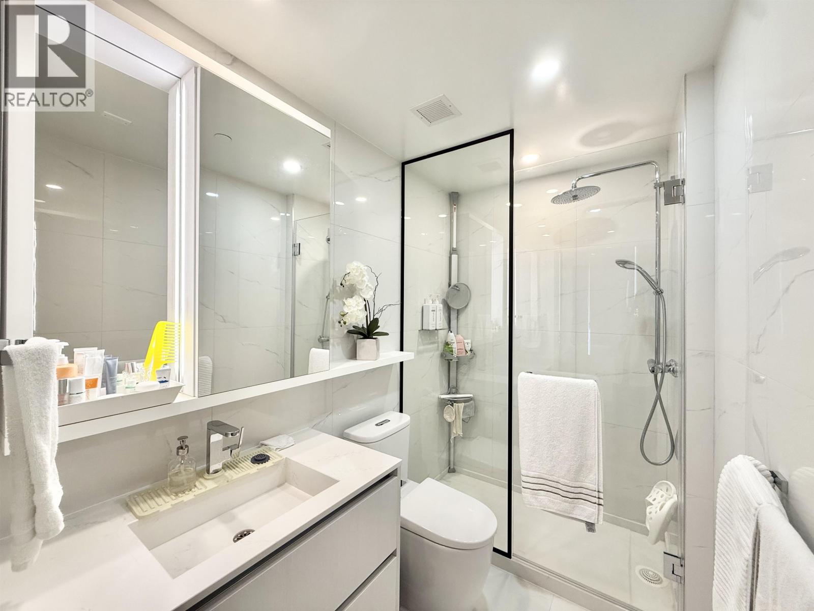 2 Bed, 2 Bath Apartment for Rent in Vancouver – 507 8415 GRANVILLE STREET, Vancouver – MLS# R3156108 - Image 7