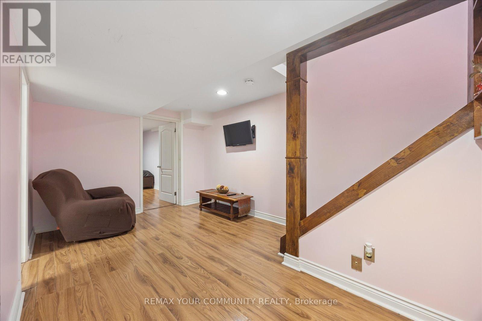 41 OLD COLONY ROAD - 30