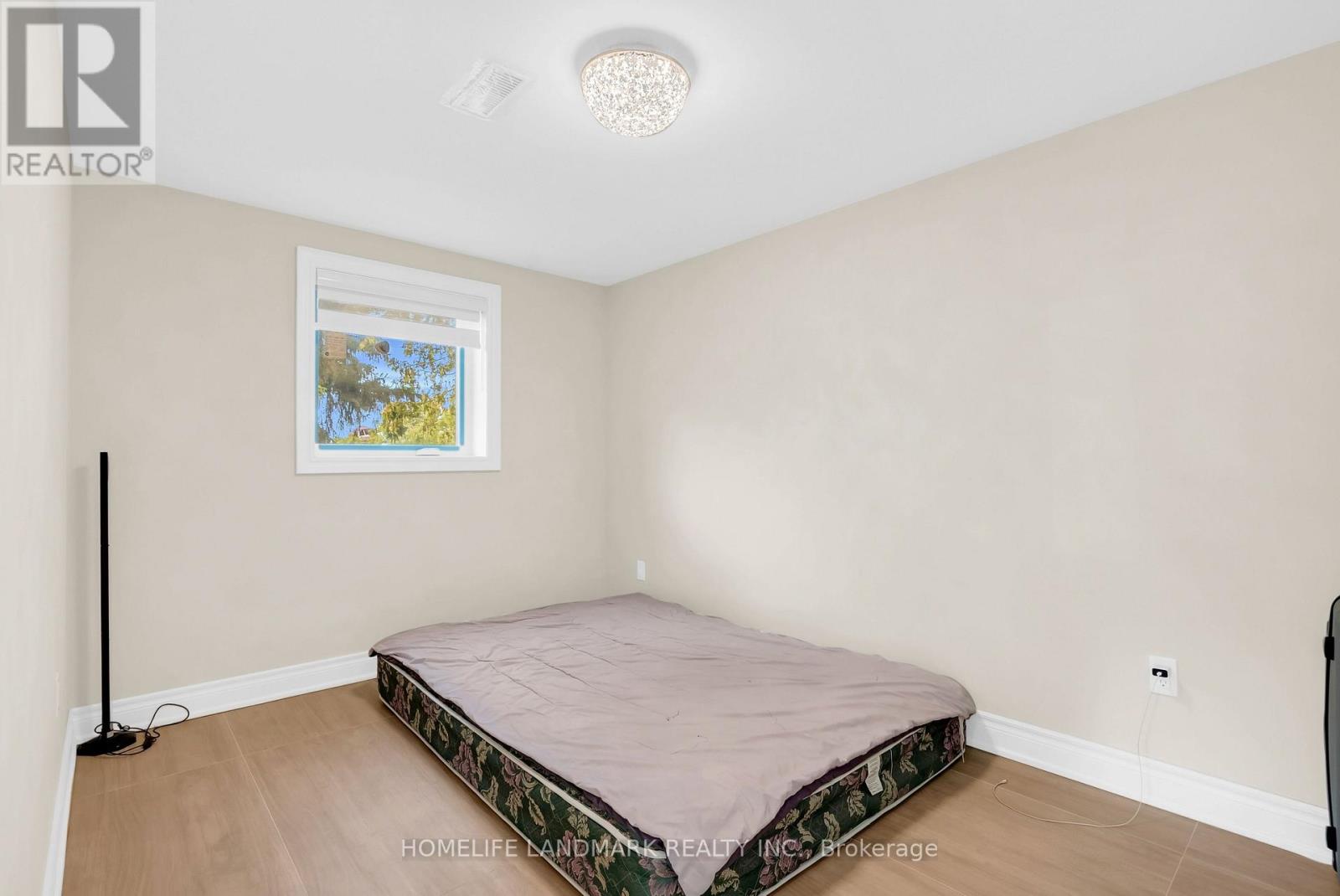 11821 WOODBINE AVENUE - Image 36