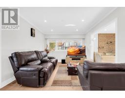 11821 Woodbine Avenue, Whitchurch Stouffville, ON L0H1G0 Photo 8