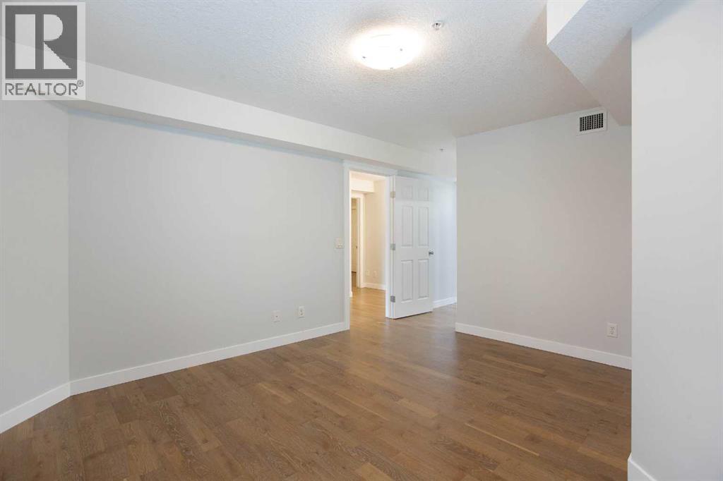 #239 8535 Bonaventure Drive SE - 17