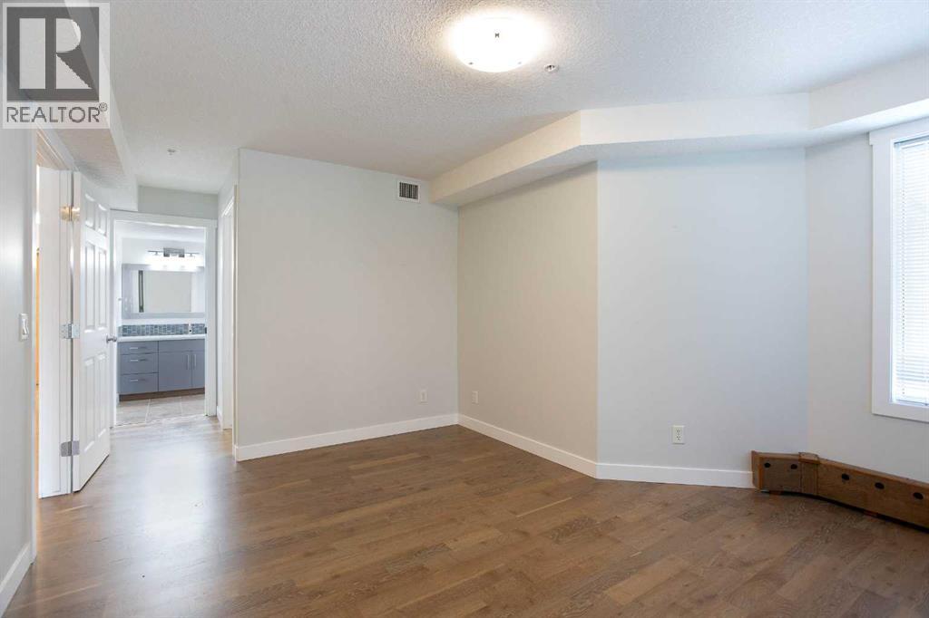 #239 8535 Bonaventure Drive SE - 18