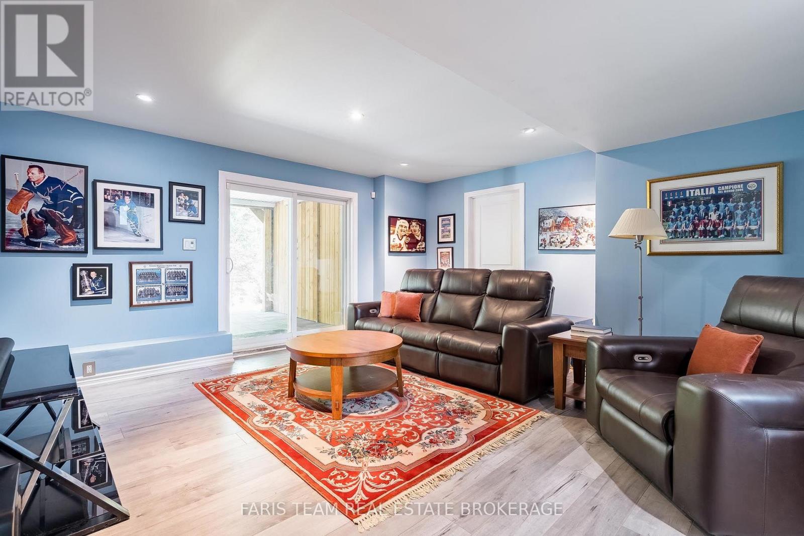 91 ALLEGRA DRIVE - 22