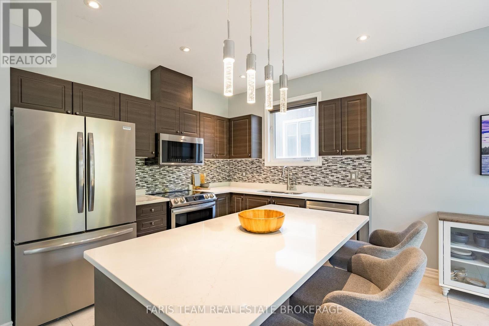 91 ALLEGRA DRIVE - 8