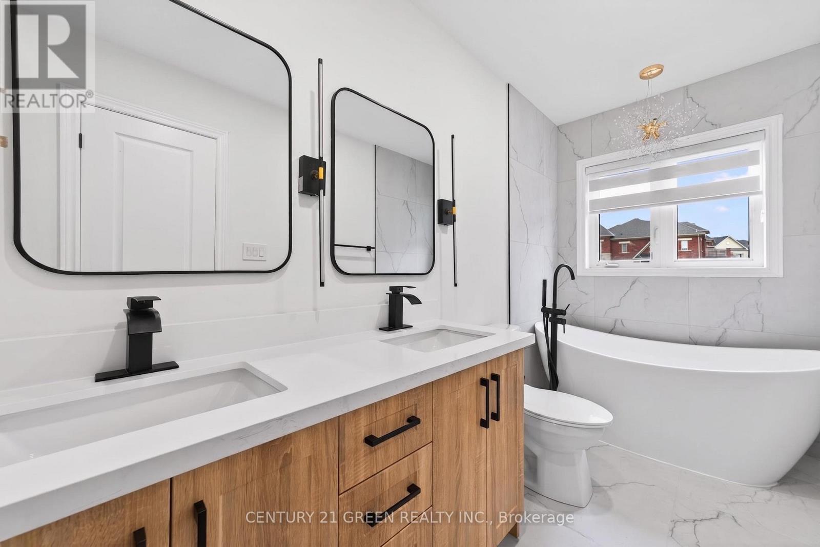 496 GEORGE RYAN AVENUE - Image 37