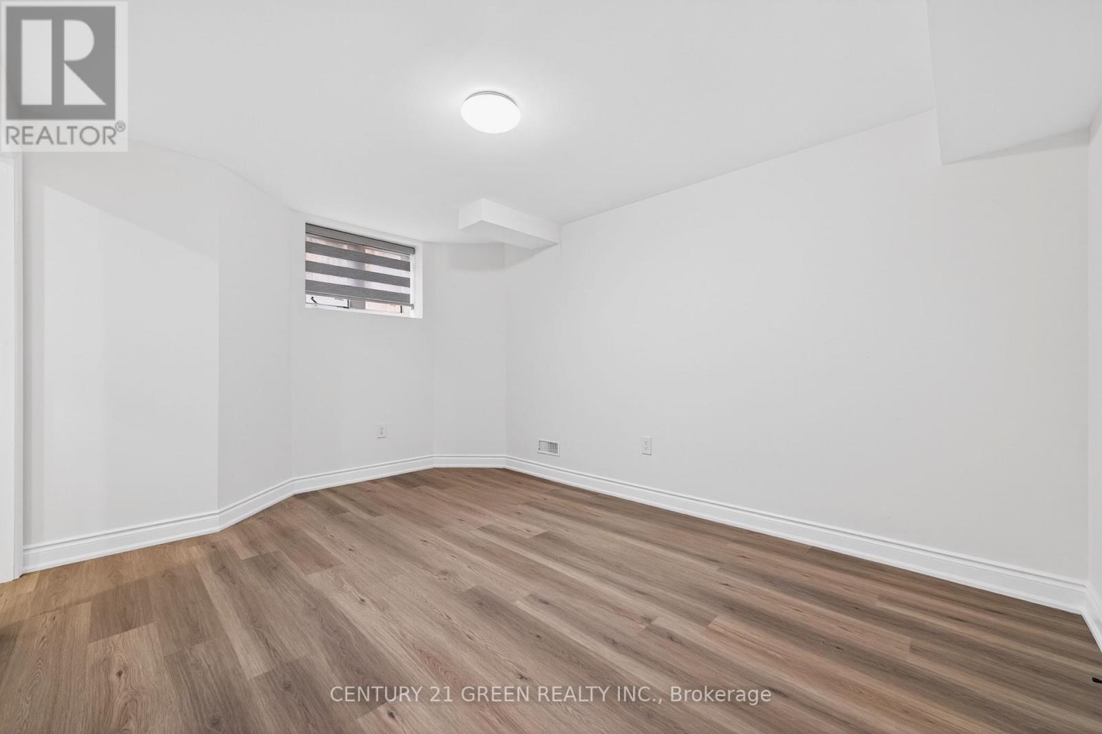 496 GEORGE RYAN AVENUE - Image 47