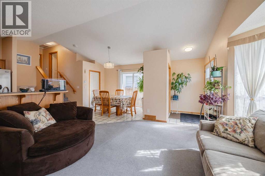 23 Tarington Way Northeast