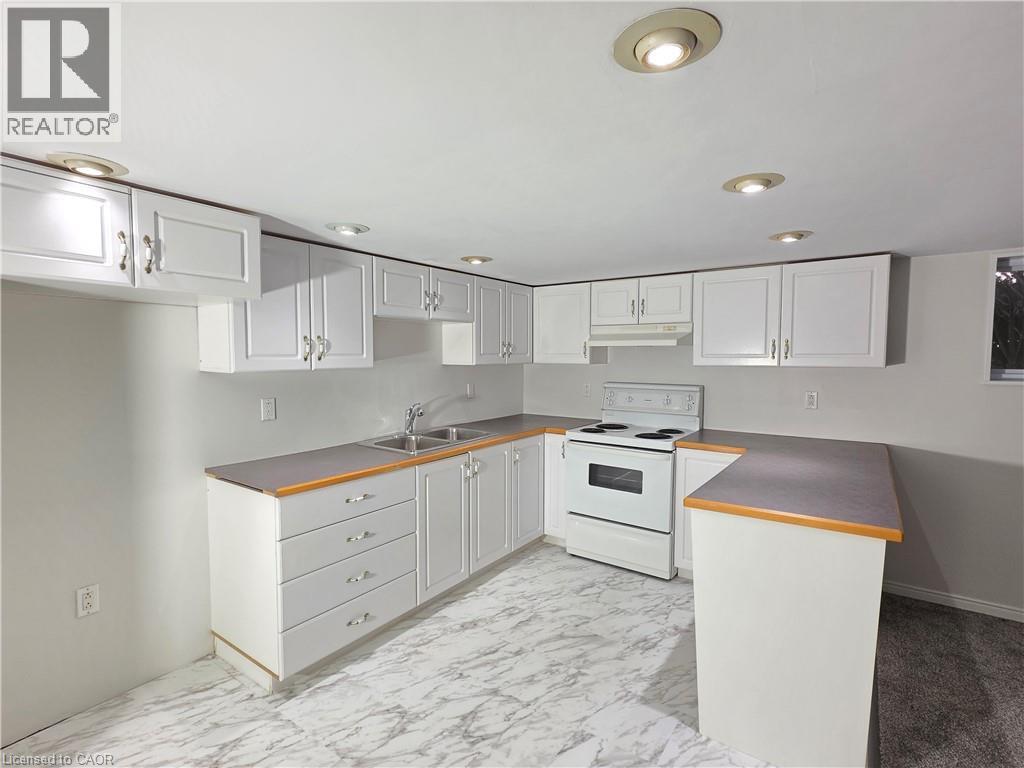71 NORFOLK Street N - Image 27